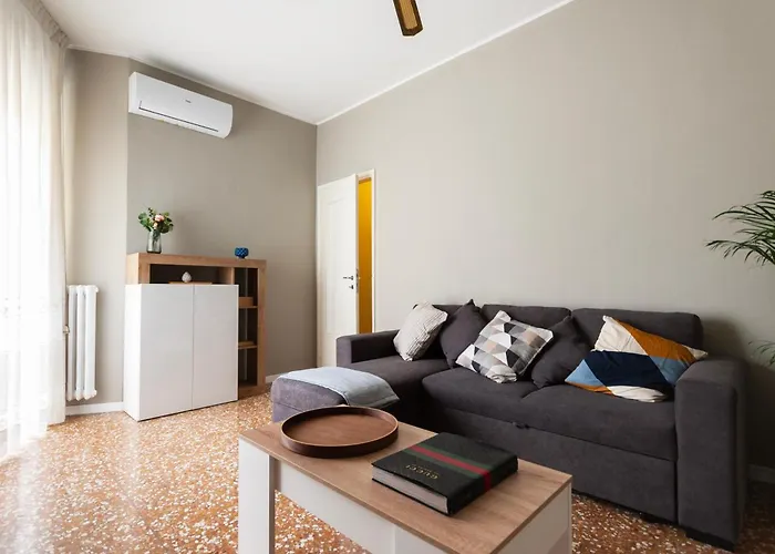 Apartment Vallazze 91 *